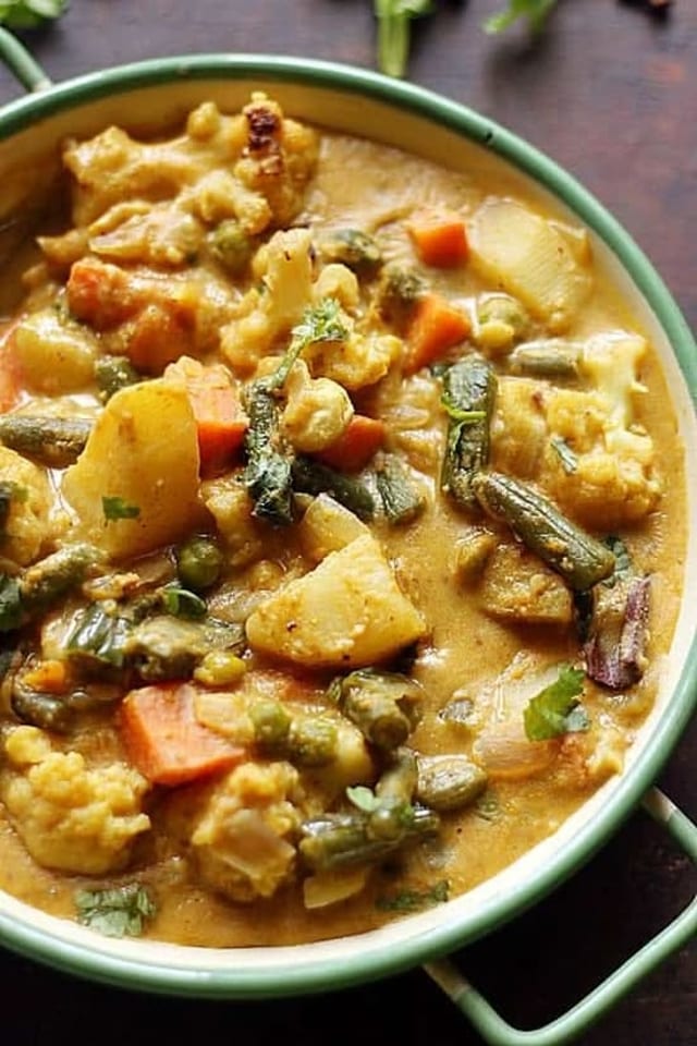 Veg Kurma.